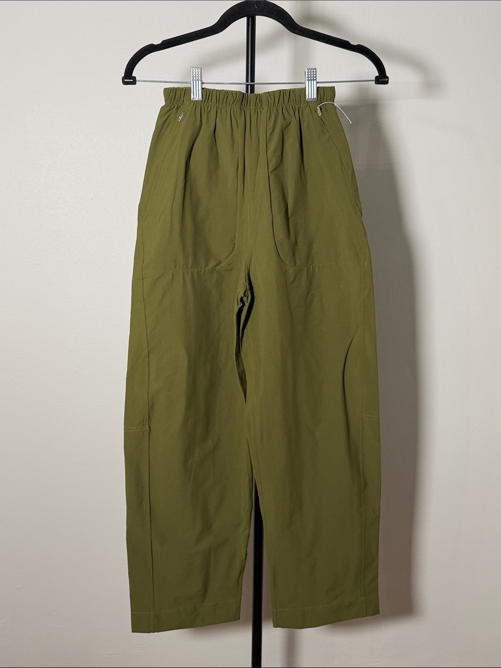 NWOT New Lululemon Lightweight Mid-Rise Barrel-Leg Cropped Pant Ether Green - Picture 5 of 8